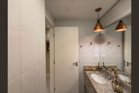 Apartamento à venda com 115m², 3 quartos e 2 vagasBanheiro Social