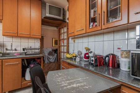 Apartamento à venda com 100m², 2 quartos e sem vaga Apartamento à venda com 100m², 2 quartos e sem vagaCozinha