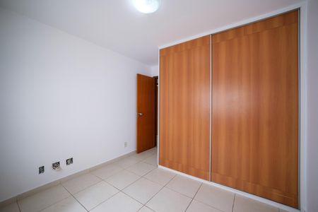 Apartamento à venda com 111m², 3 quartos e 2 vagas Apartamento à venda com 111m², 3 quartos e 2 vagasQuarto 2