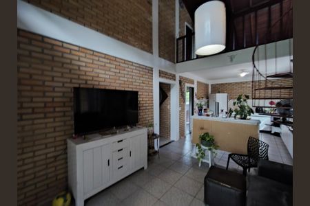 Casa para alugar com 3 quartos, 120m² em Barra da Lagoa, Florianópolis