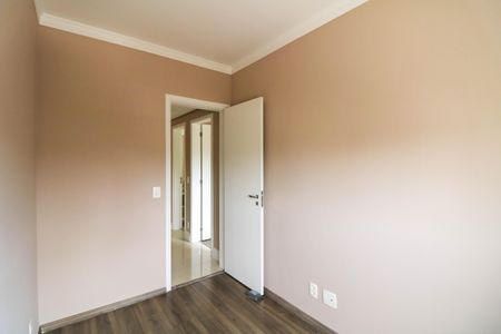Apartamento para alugar com 117m², 3 quartos e 2 vagasQuarto 2