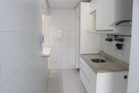 Apartamento para alugar com 75m², 2 quartos e 2 vagasCozinha
