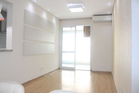 Sala de apartamento para alugar com 2 quartos, 75m² em Barcelona, São Caetano do Sul