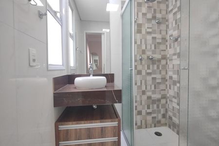 Apartamento para alugar com 75m², 2 quartos e 2 vagasBanheiro da Suíte 2