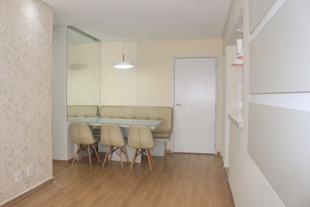 Apartamento para alugar com 75m², 2 quartos e 2 vagasSala