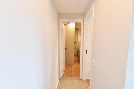 Apartamento à venda com 75m², 2 quartos e 1 vaga Apartamento à venda com 75m², 2 quartos e 1 vagaCorredor