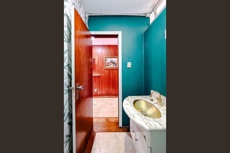 Casa para alugar com 283m², 3 quartos e 3 vagasLavabo