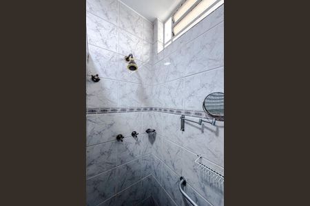 Casa para alugar com 283m², 3 quartos e 3 vagasBanheiro