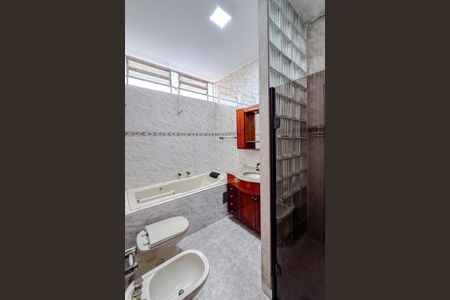 Casa para alugar com 283m², 3 quartos e 3 vagasBanheiro 2