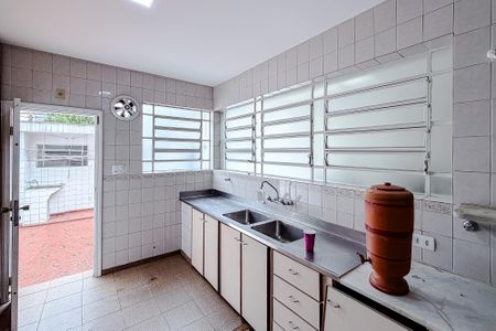 Casa para alugar com 283m², 3 quartos e 3 vagasCozinha