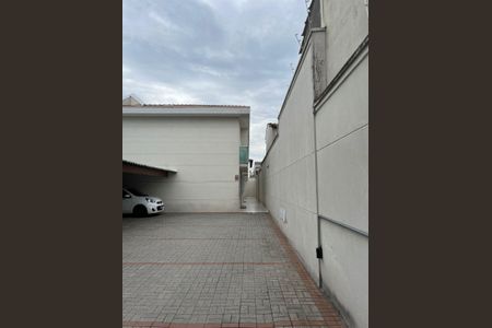 Casa à venda com 65m², 2 quartos e 1 vaga