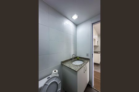 Apartamento para alugar com 38m², 2 quartos e sem vaga Apartamento para alugar com 38m², 2 quartos e sem vagaBanheiro