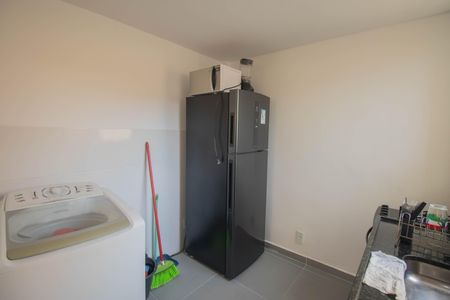 Apartamento para alugar com 50m², 2 quartos e 1 vaga Apartamento para alugar com 50m², 2 quartos e 1 vagaCozinha e Área de Serviço