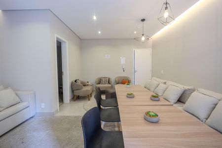 Apartamento à venda com 36m², 2 quartos e sem vaga Apartamento à venda com 36m², 2 quartos e sem vagaÁrea comum - Salão de festas