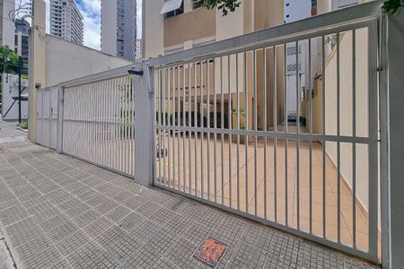 Apartamento à venda com 70m², 2 quartos e 1 vagaFachada