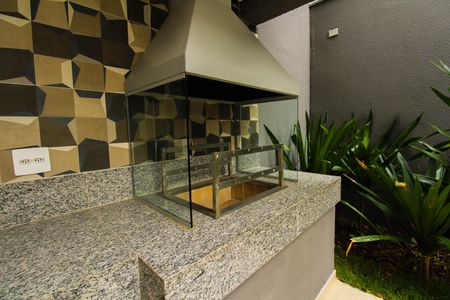 Apartamento para alugar com 38m², 2 quartos e sem vagaÁrea comum - Churrasqueira