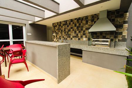 Apartamento para alugar com 38m², 2 quartos e sem vagaÁrea comum - Churrasqueira