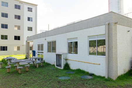 Apartamento para alugar com 42m², 2 quartos e 1 vagaÁrea comum - Salão de festas