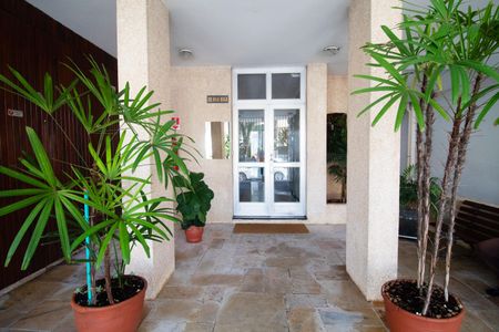 Apartamento à venda com 48m², 1 quarto e sem vaga Apartamento à venda com 48m², 1 quarto e sem vagaHall social