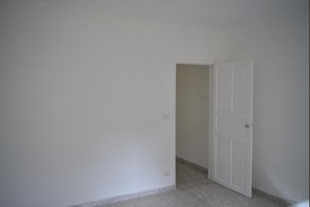 Casa à venda com 130m², 1 quarto e 4 vagasQuarto 