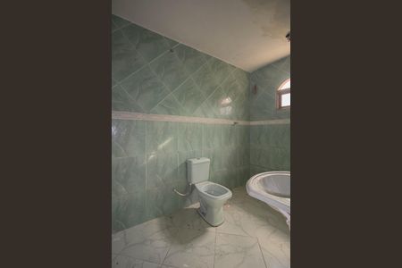 Casa para alugar com 135m², 2 quartos e 3 vagasBanheiro da Suíte 1