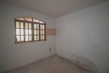 Quarto 1 de casa para alugar com 2 quartos, 220m² em Itaúna, São Gonçalo