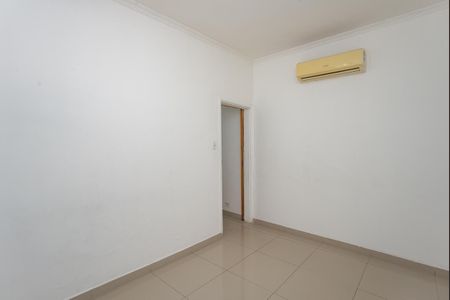 Quarto 1 de casa para alugar com 2 quartos, 48m² em Bom Retiro, São Paulo