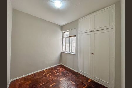 Apartamento para alugar com 64m², 2 quartos e 1 vaga