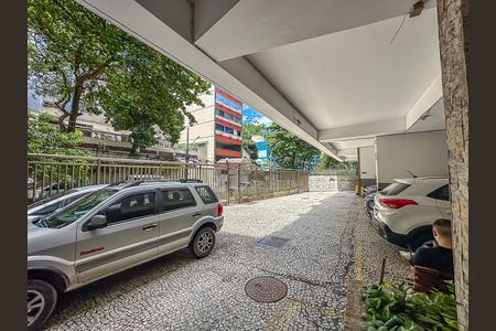 Apartamento para alugar com 64m², 2 quartos e 1 vaga