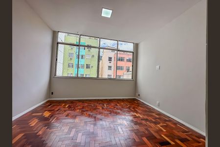 Apartamento para alugar com 64m², 2 quartos e 1 vaga