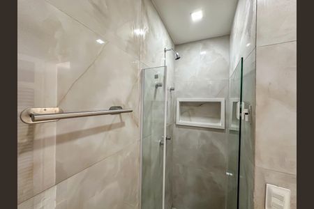 Apartamento para alugar com 64m², 2 quartos e 1 vaga