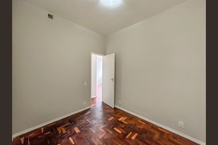 Apartamento para alugar com 64m², 2 quartos e 1 vaga