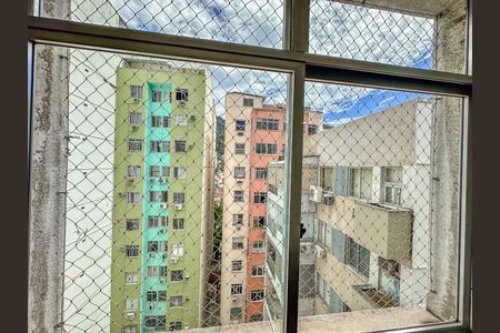 Apartamento para alugar com 64m², 2 quartos e 1 vaga