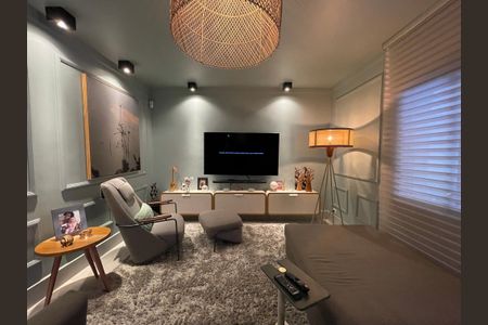 Casa à venda com 308m², 3 quartos e 2 vagas Casa à venda com 308m², 3 quartos e 2 vagasSala