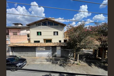Casa à venda com 308m², 3 quartos e 2 vagas Casa à venda com 308m², 3 quartos e 2 vagasVaranda