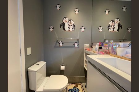 Casa à venda com 308m², 3 quartos e 2 vagas Casa à venda com 308m², 3 quartos e 2 vagasBanheiro da Suíte 2