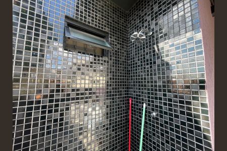 Casa à venda com 308m², 3 quartos e 2 vagas Casa à venda com 308m², 3 quartos e 2 vagasDucha