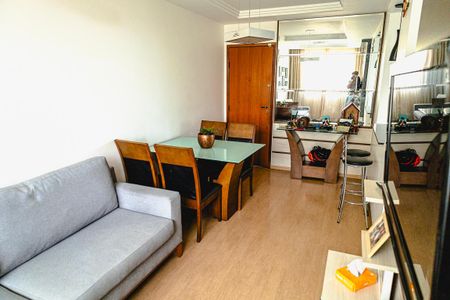 Sala de apartamento à venda com 2 quartos, 50m² em Ouro Preto, Belo Horizonte