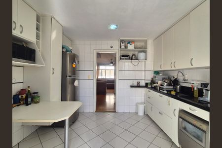 Casa de condomínio para alugar com 130m², 4 quartos e 1 vaga Casa de condomínio para alugar com 130m², 4 quartos e 1 vagaCozinha