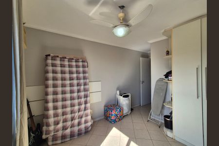 Casa de condomínio para alugar com 130m², 4 quartos e 1 vaga Casa de condomínio para alugar com 130m², 4 quartos e 1 vagaSuíte