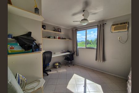 Casa de condomínio para alugar com 130m², 4 quartos e 1 vaga Casa de condomínio para alugar com 130m², 4 quartos e 1 vagaSuíte