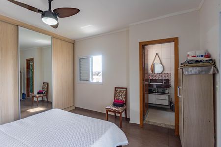 Casa à venda com 185m², 3 quartos e 2 vagas Casa à venda com 185m², 3 quartos e 2 vagasQuarto 1 - suíte