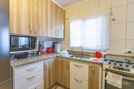 Casa à venda com 185m², 3 quartos e 2 vagas Casa à venda com 185m², 3 quartos e 2 vagasCozinha