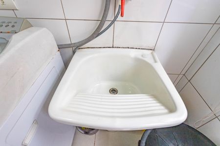 Casa à venda com 185m², 3 quartos e 2 vagas Casa à venda com 185m², 3 quartos e 2 vagasÁrea de serviço