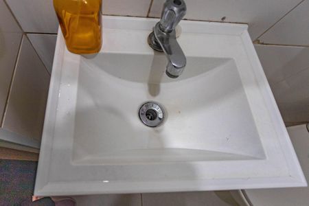 Casa à venda com 185m², 3 quartos e 2 vagas Casa à venda com 185m², 3 quartos e 2 vagasLavabo