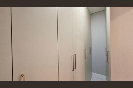 Casa de condomínio à venda com 138m², 3 quartos e 4 vagas