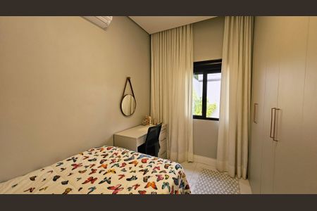 Casa de condomínio à venda com 138m², 3 quartos e 4 vagas