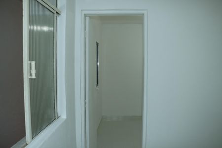 Casa para alugar com 1 quarto, 40m² em Jardim Irapiranga, Embu das Artes