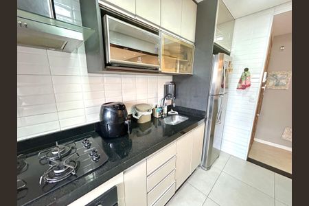 Apartamento à venda com 59m², 2 quartos e 1 vaga Apartamento à venda com 59m², 2 quartos e 1 vagaCozinha