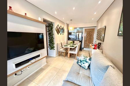 Apartamento à venda com 59m², 2 quartos e 1 vaga Apartamento à venda com 59m², 2 quartos e 1 vagaSala